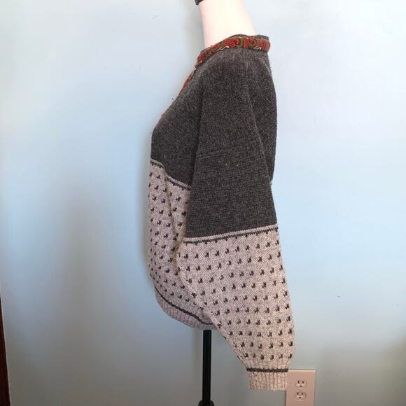 Volund Norwegian Wool Sweater Unisex Size Medium - Picture 3 of 9